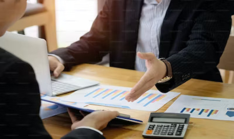 Networking and Lead Generation for Insurance Advisors Networking and Lead Generation for Insurance Advisors